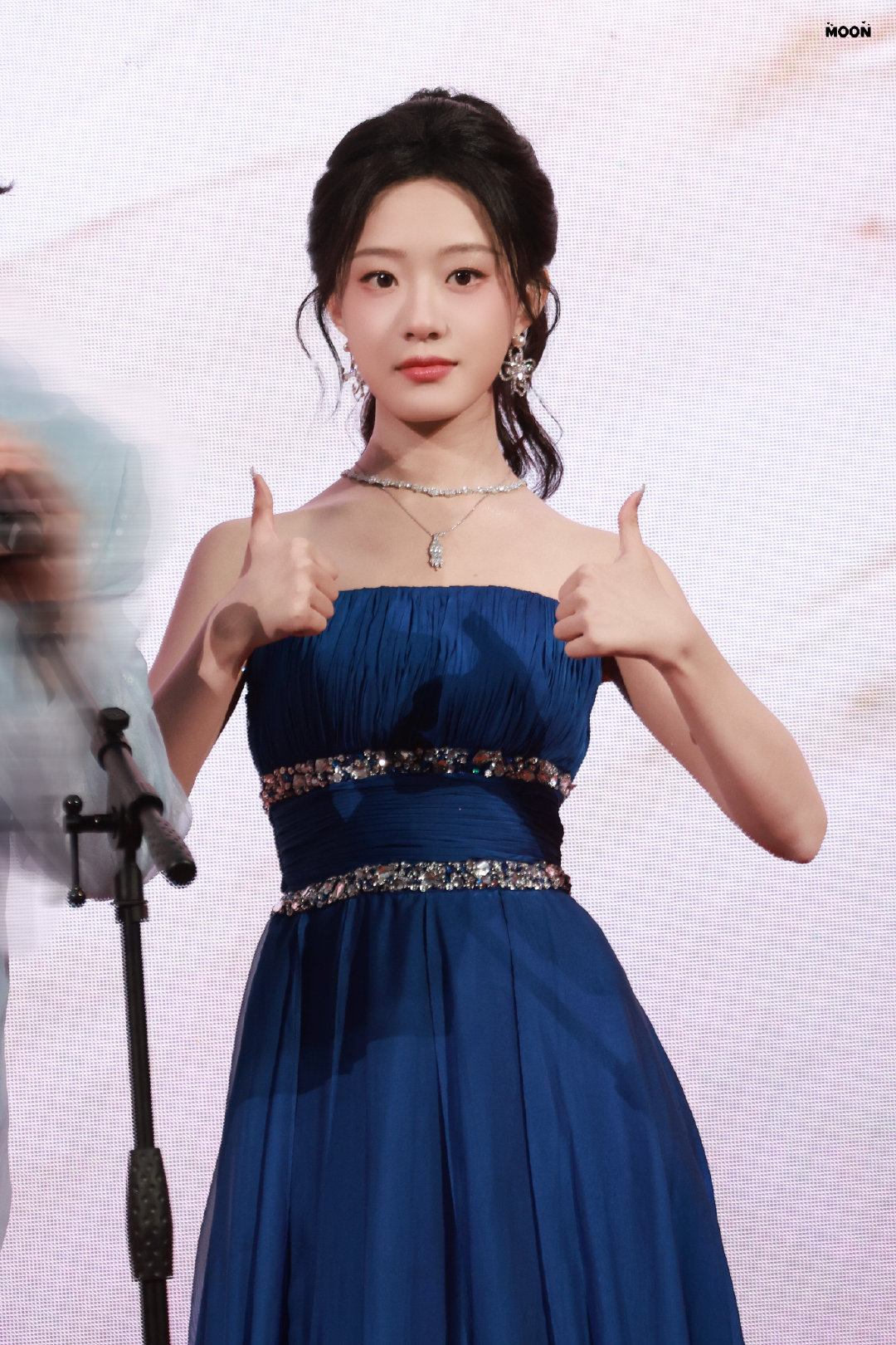 💙🦋🌀🔵🔷🟦
#向全世界安利侯呈玥# ​