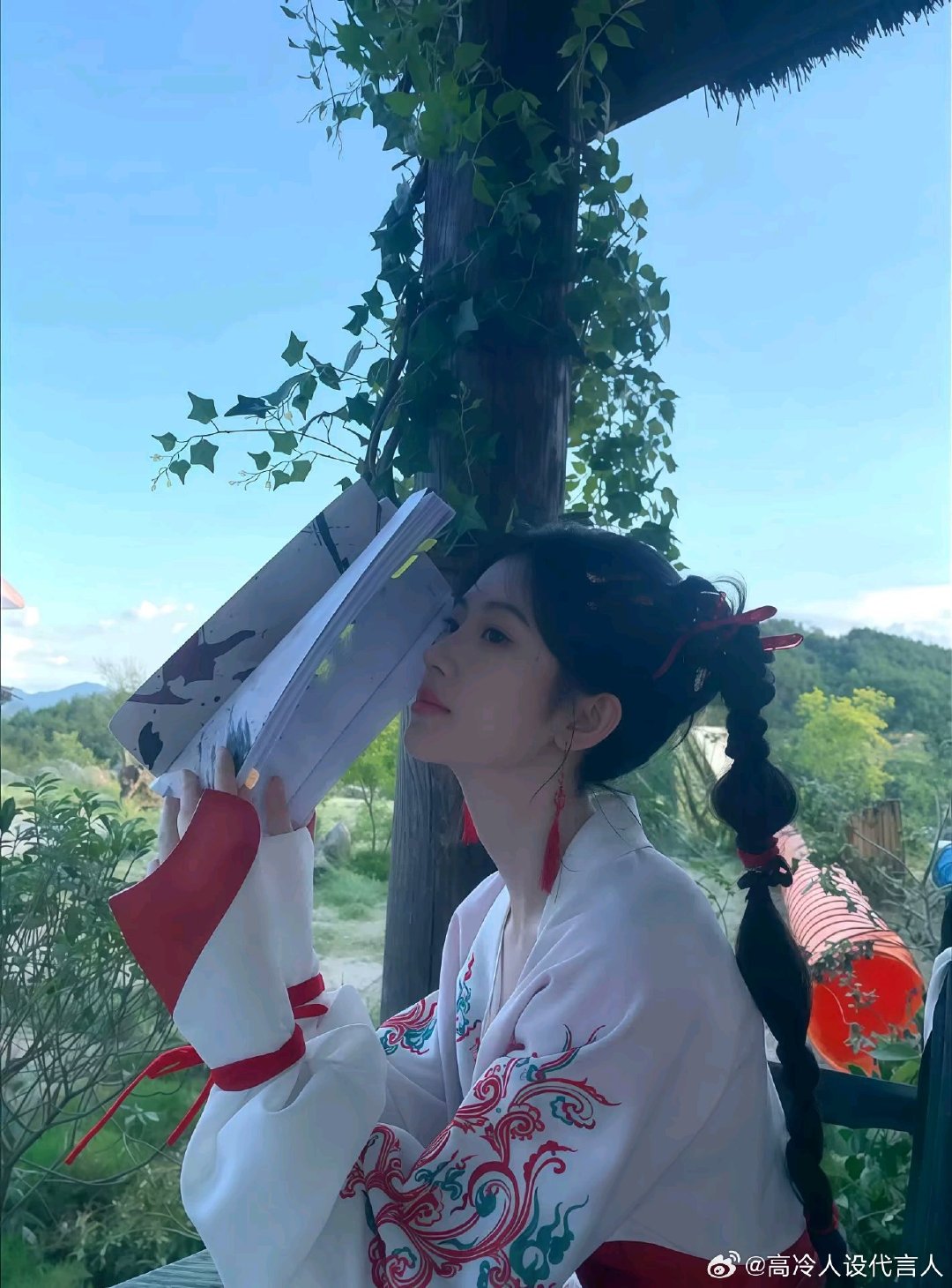 jjy#鞠婧祎阿黛# jjy#鞠婧祎来战#

小猫在午睡 地球在转圈૮₍っ ̫ •̥⸝⸝ ₎ა

​