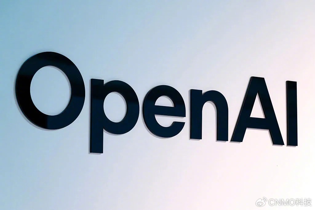 【#OpenAI CEO谈AI如何重塑数学界#】近日，据外媒报道，OpenAI CEO山姆·奥尔特曼在斯坦福大学的一次演讲中表示，许多数学家对OpenAI进军该领域的态度，已从最初“我们完了”的悲观，转向接受AI如今在数字与证明研究中无法剥离的角色。奥尔特曼认为，AI对数学领域的冲击是所有人见过最快的一次。

奥尔 ​