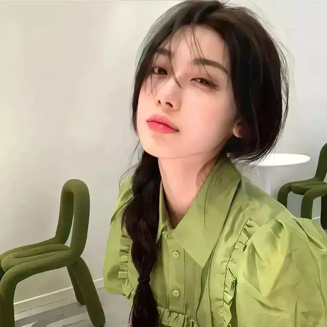 清新自然，简约穿搭，少女心满满