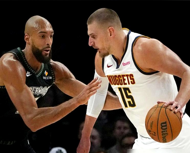 拿三个常规赛MVP，季后赛就被防成这样？    掘金的约基奇碰上森林狼...