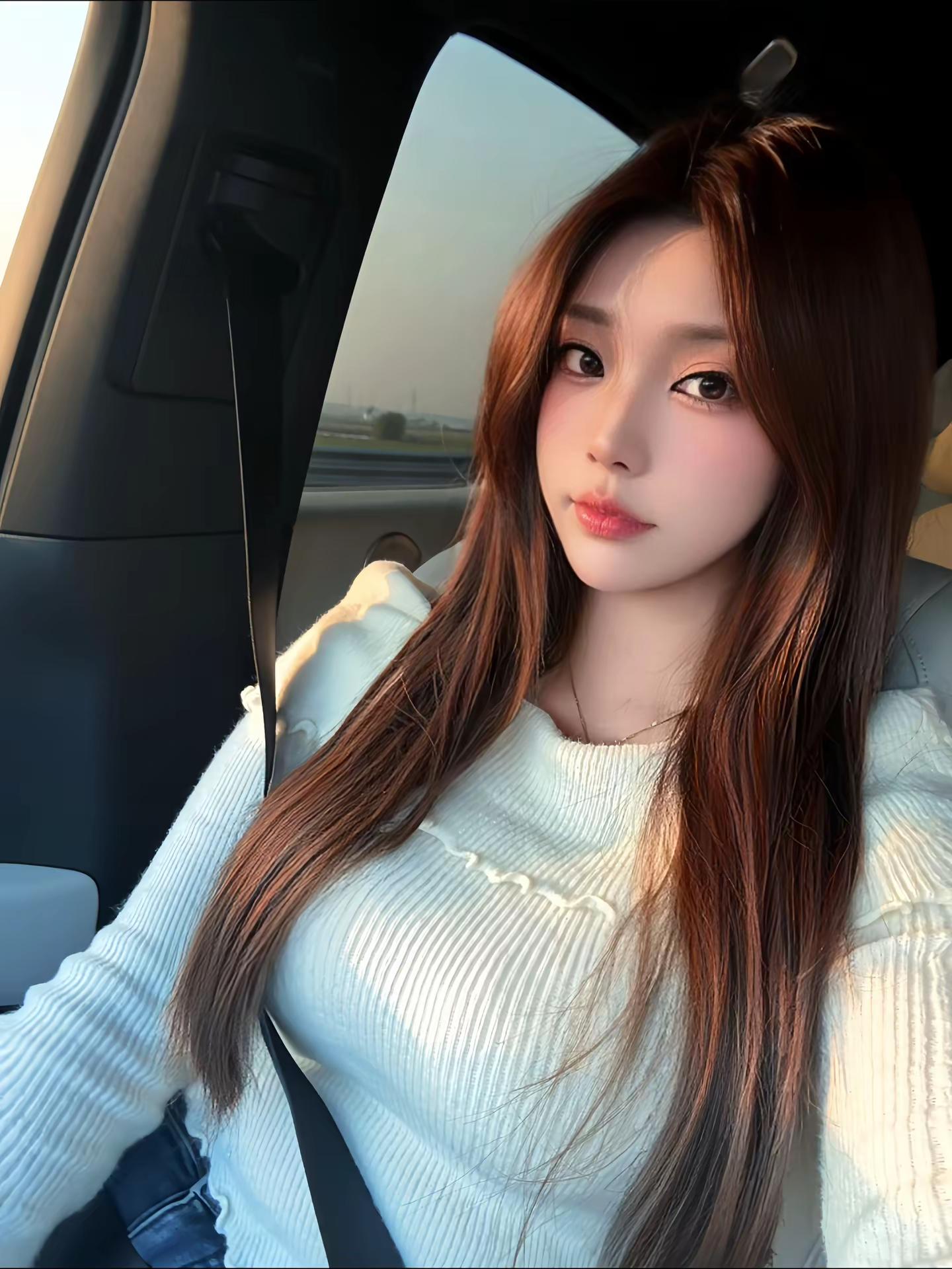 <p>学姐 <!--{img:0}--></p><img src="h...