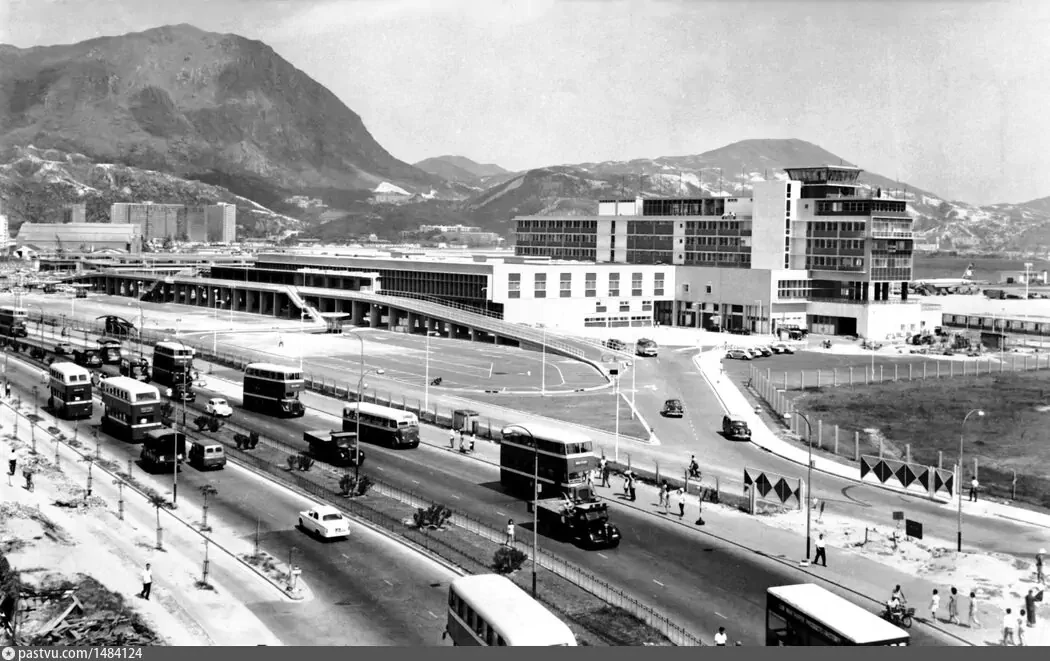 香港启德机场航站楼1962年对比现今类似角度