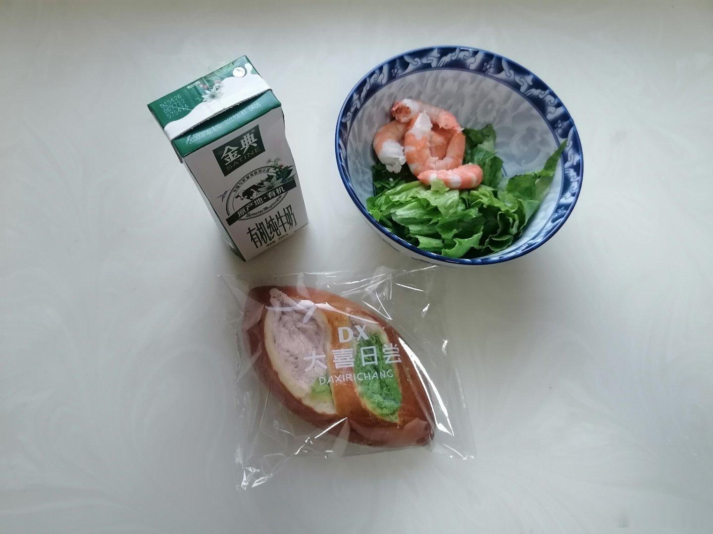 #生活手记##法律咨询# 
请教个问题：法院裁判婚姻双方一方严重过错的情况下，对财产分配是怎么划分的？
答：法院判决不一，最多也就三七分割。 ​