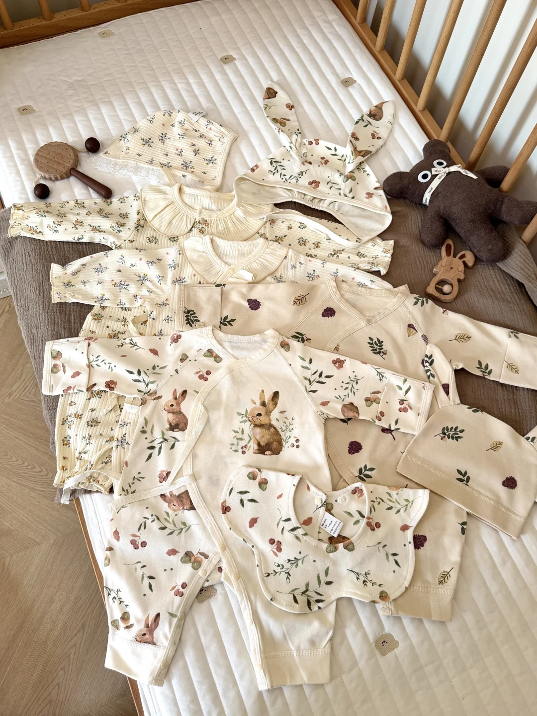 1688花小钱买贵货，送闺蜜女儿的婴儿连体衣