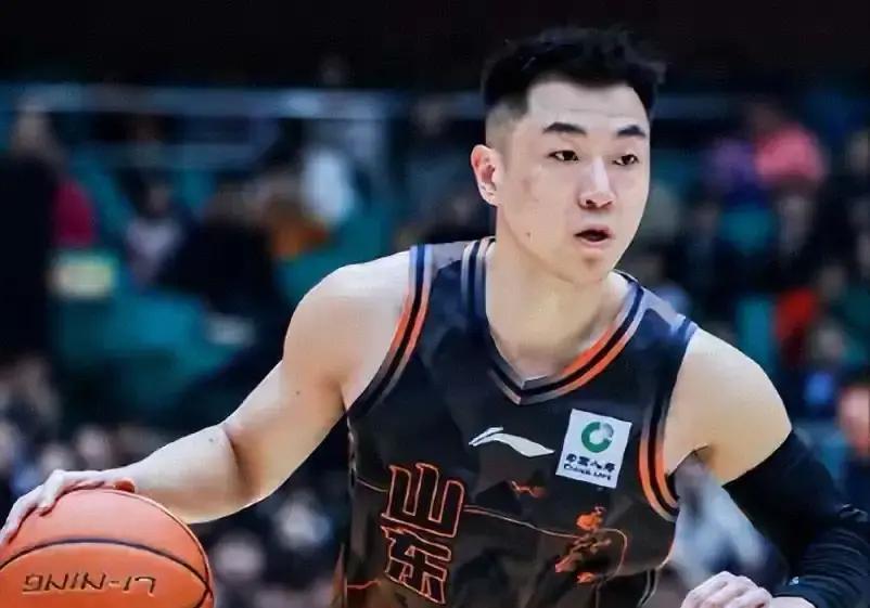 输球后先绕开人，转头在发布会上当众认错，这一下把辽宁队的火气全点着了 ...