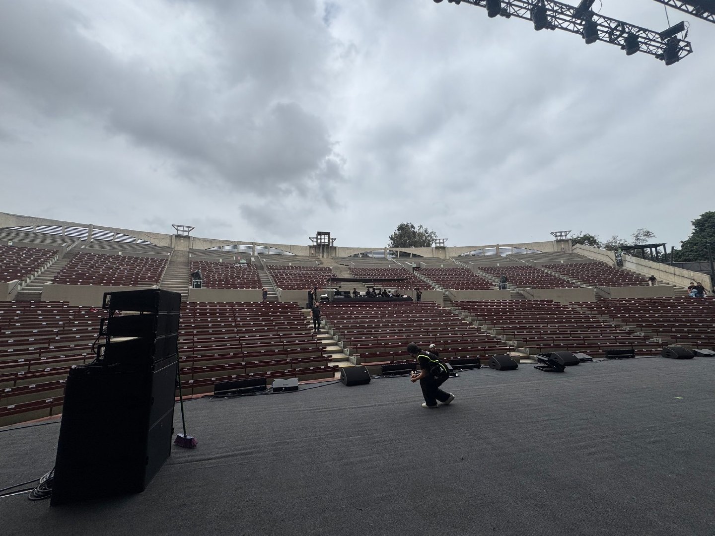#aouboom# 
蛋糕是条纹raffy和库洛米…好可爱🥰
秘鲁场圆满结束啦🥳🥳
#OLFDreamOninPeru ​