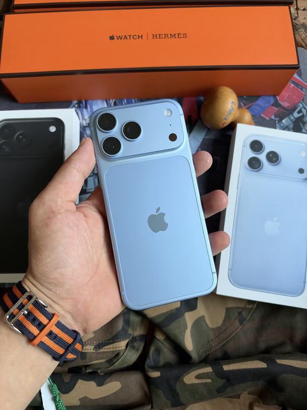 iPhone 18 Pro Max 2TB蓝色｜Apple Watch 12