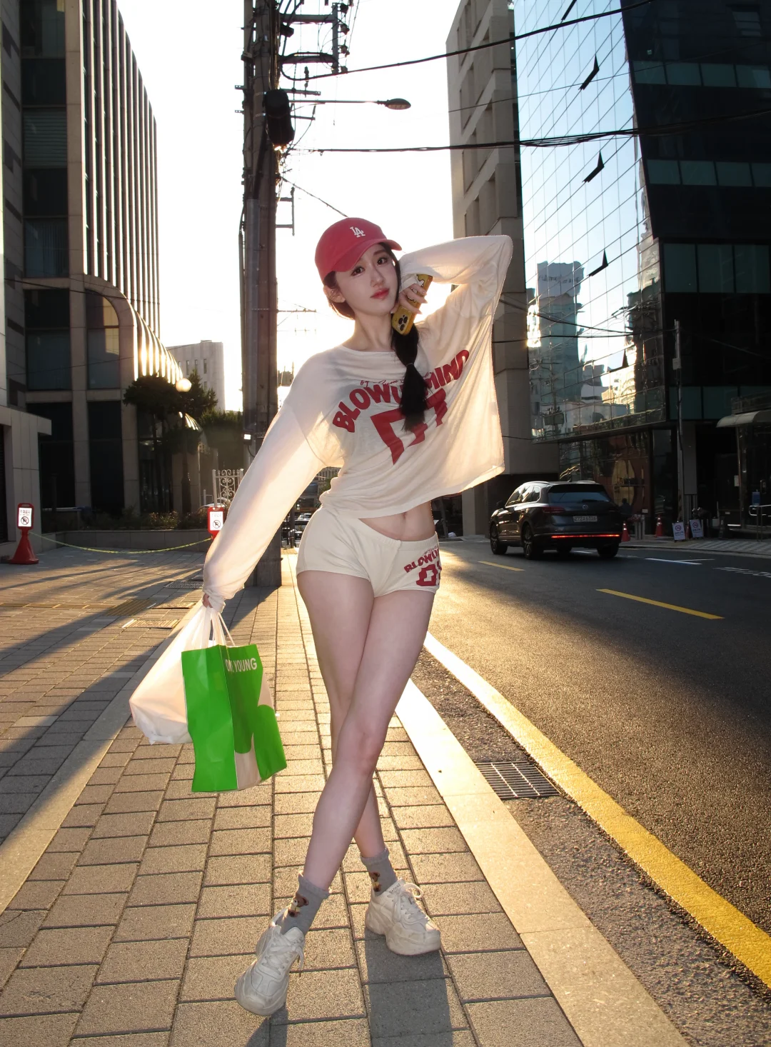 去找美女tony做个头