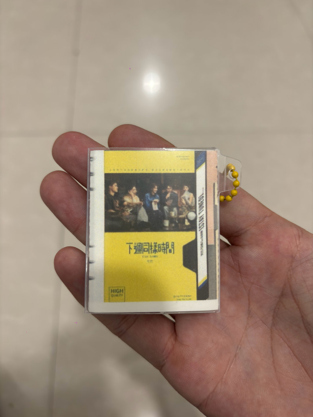 #曾沛慈[超话]#  第一次做物料“小慈书”超级迷你可爱✨想把每张照片都收集在里面成为一个迷你出版社​