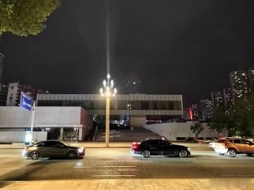 今天滨江路的风很适合散步👫🏻