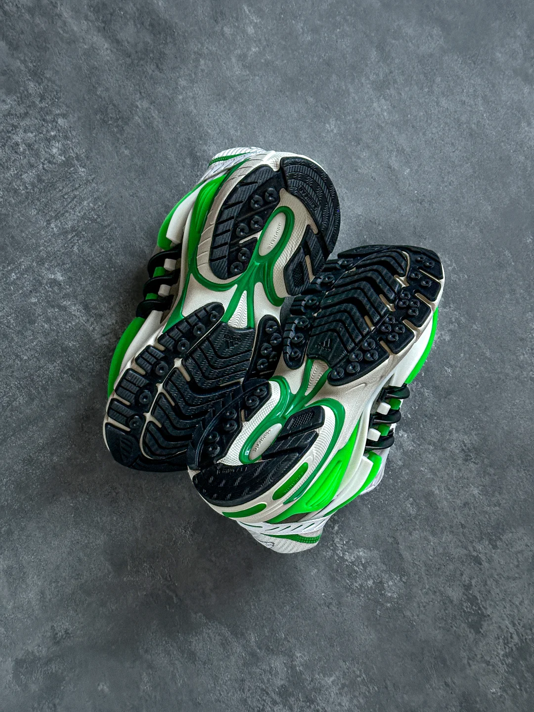 🫧膨胀系数拉满｜这鞋底都算收敛了🧐