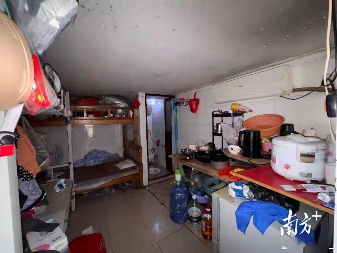 “梅姨”落网地曝光：在广州一城中村，邻居称其经常卖芒果到半夜，和“儿子”共同居住 ​