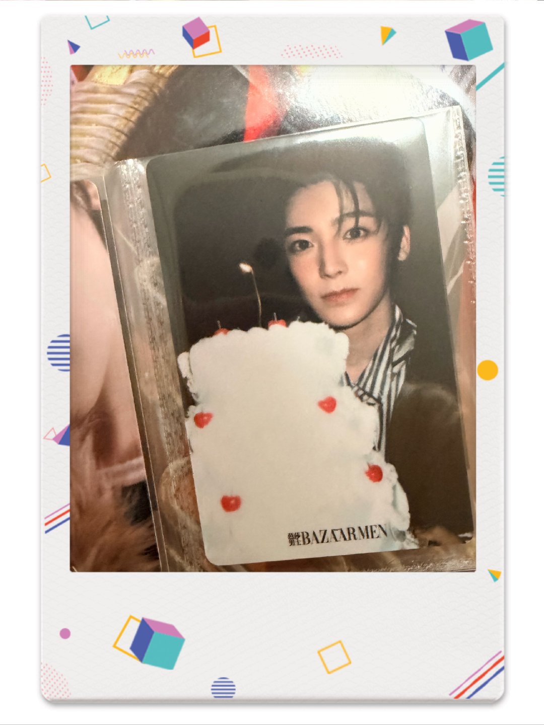 #侯明昊[超话]##带着边框一起拍#
 好好看啊[打call]
我会好好珍藏的[嘻嘻] ​