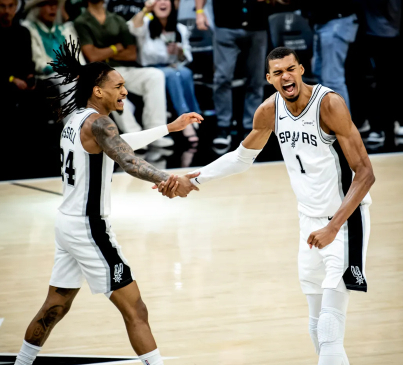 NBA西决G5天王山之战：马刺vs雷霆，文班亚马33+8攻防统治！雷霆...