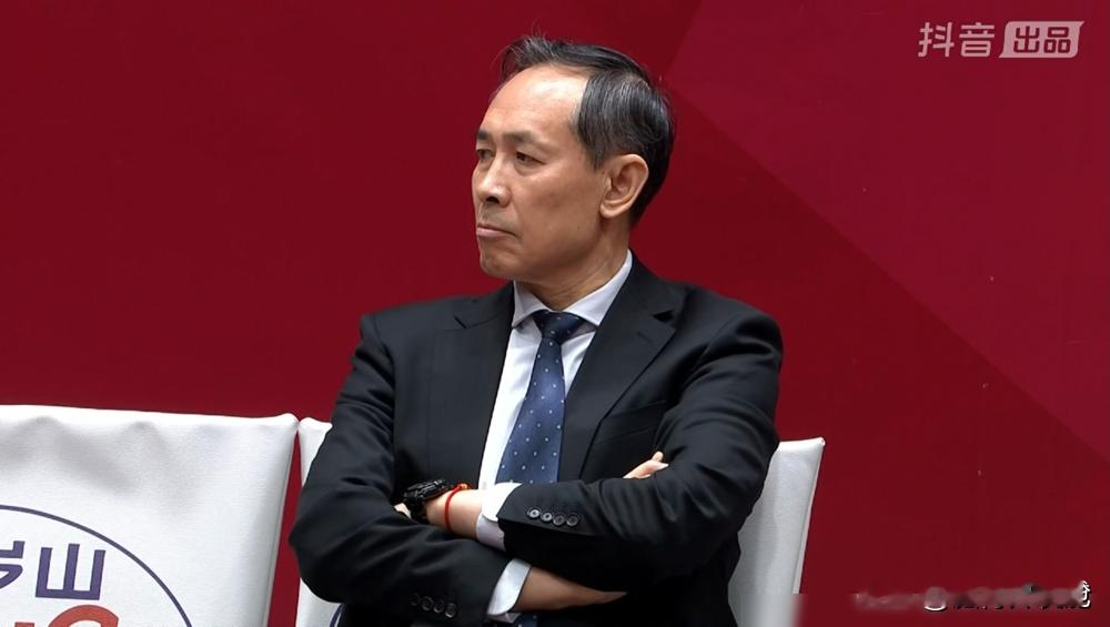 北汽伤病刚松口，聊聊这事儿里的门道   先给球迷们划重点，之前说曾凡博...