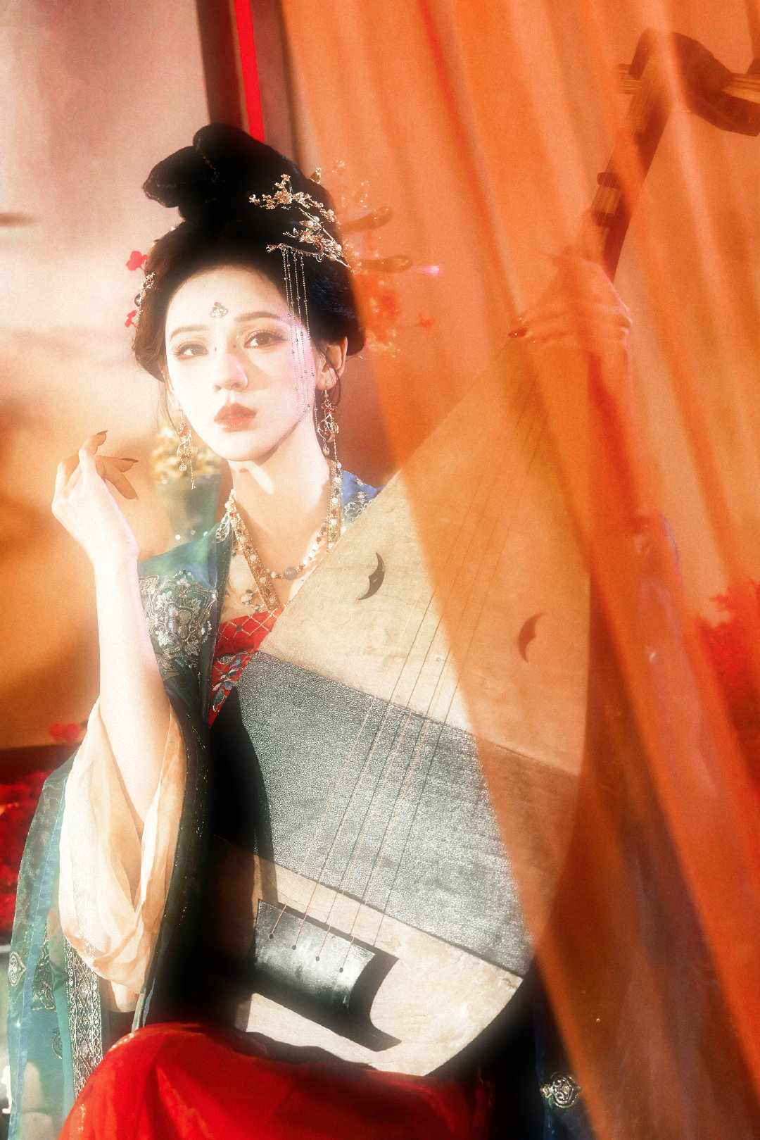 琵琶行🪉

#张予曦##张予曦一曲琵琶行简直美成画# ​