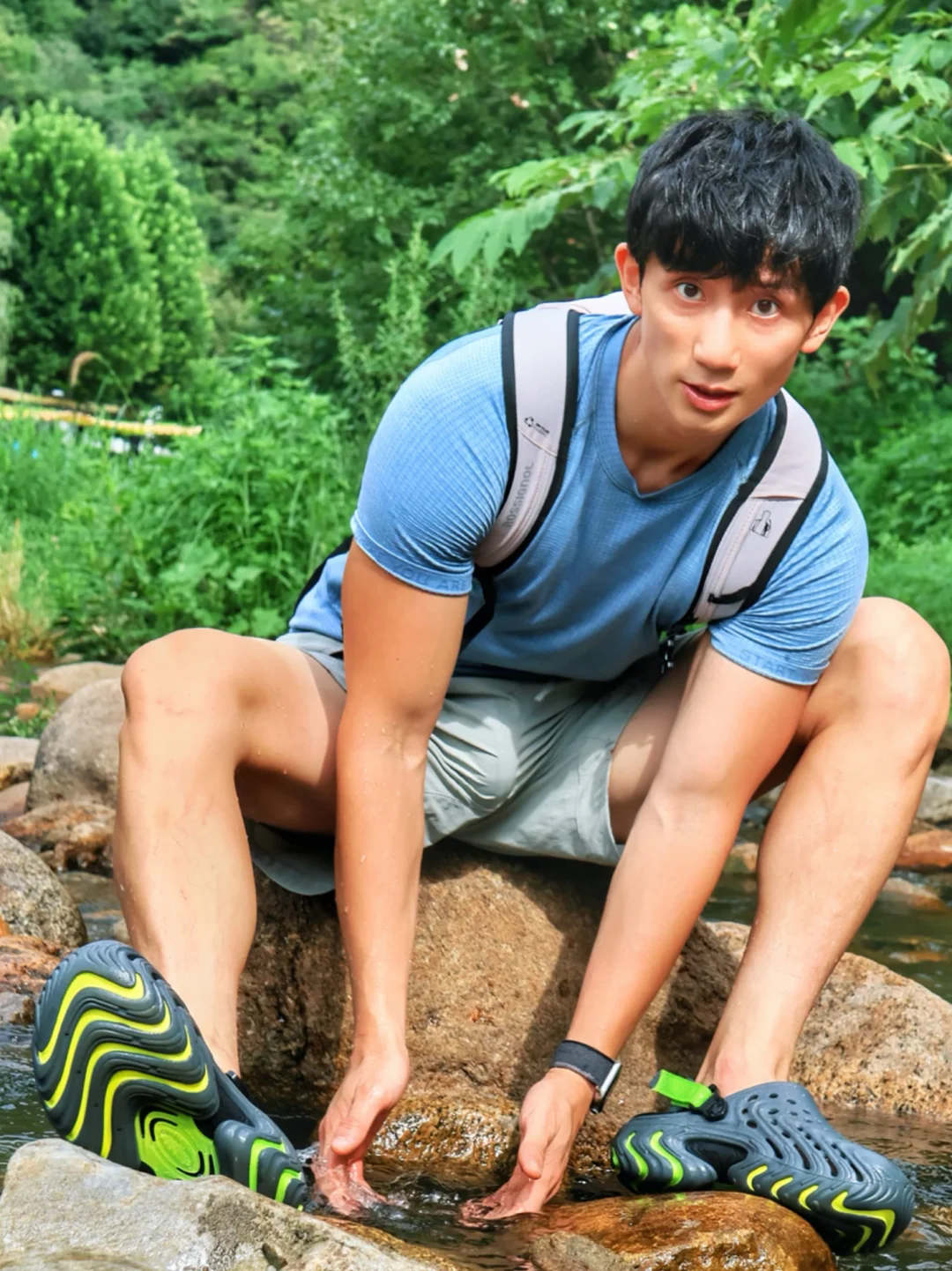 请和我1️⃣起去溯溪吧