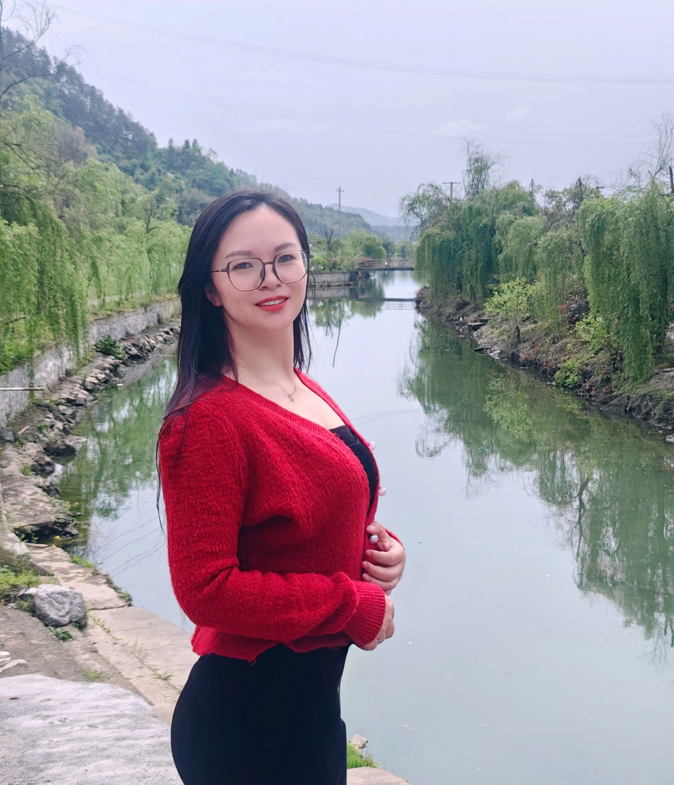 当你把人性看透，你就会喜欢独处 不愿意掺合无效社交，更不会讨好任何人！