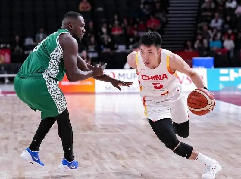 太炸裂了！廖三宁打出国家队生涯最强一战[泪奔]

——全场出战35分钟
——17投11中，罚球9中7
——爆砍30分7篮板4助攻
——正负值高达+14
——带队强势杀进四强

本届亚运会至今，廖三宁分别轰下10分、23分、14分、30分，今年队内当之无愧的MVP了。

通过这次亚运会，新的外线核心要树立了？？？

 ​