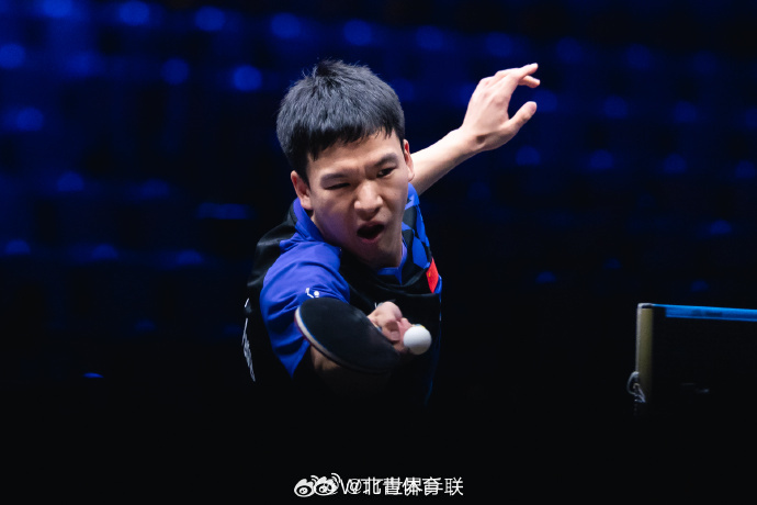 男单1/32决赛  向鹏(CHN)3-1林仲勋(KOR)【10-12...