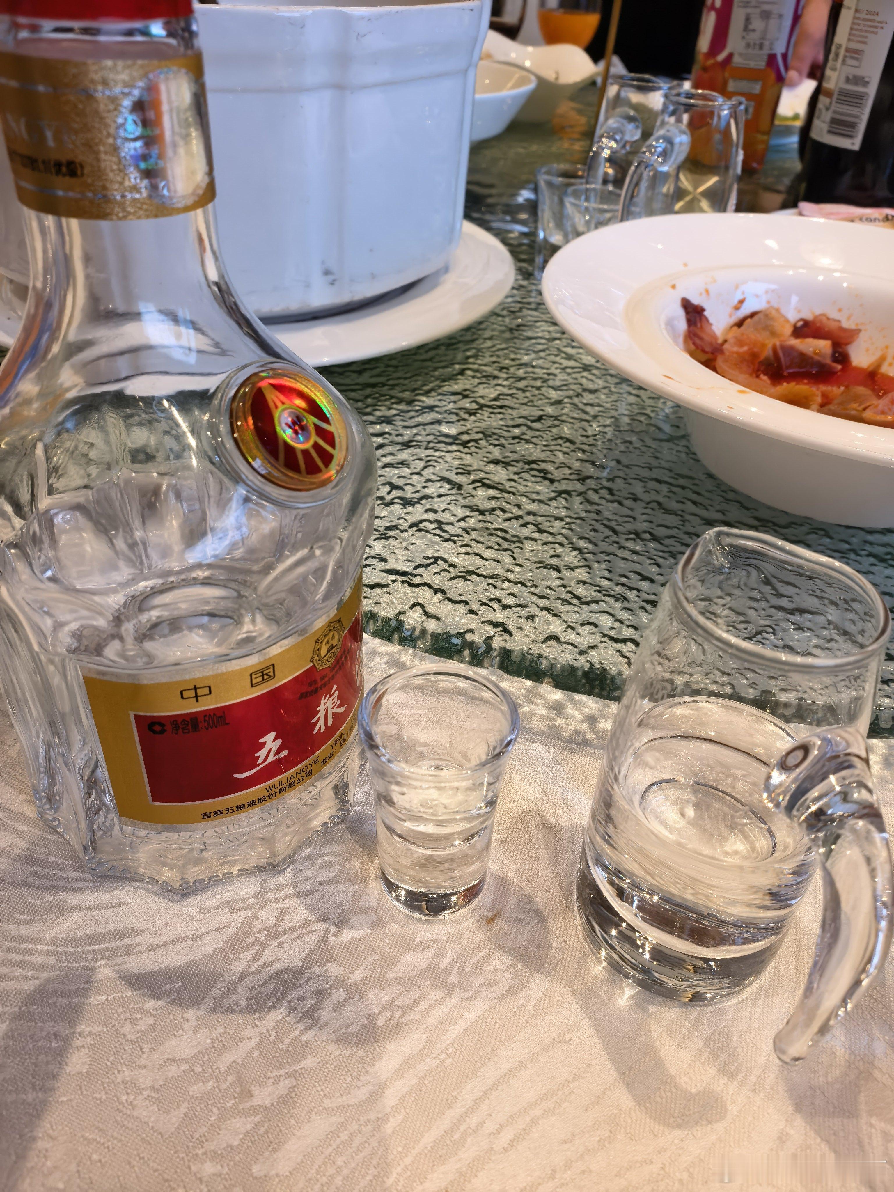 做事有三层：  做正确的事——选对方向。方向错了，后面再努力都是白搭。...