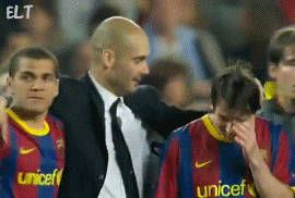 怎么抱东东前还跟镜头对上眼了<span class=