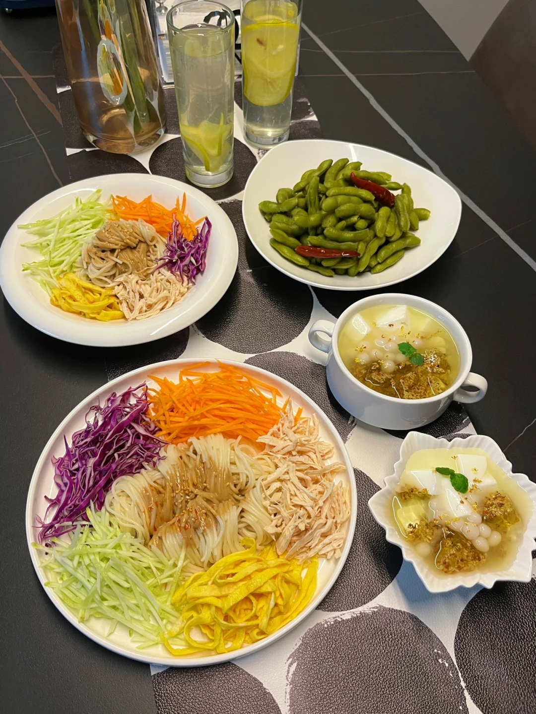 这个夏天一定要做一次鸡丝凉面！