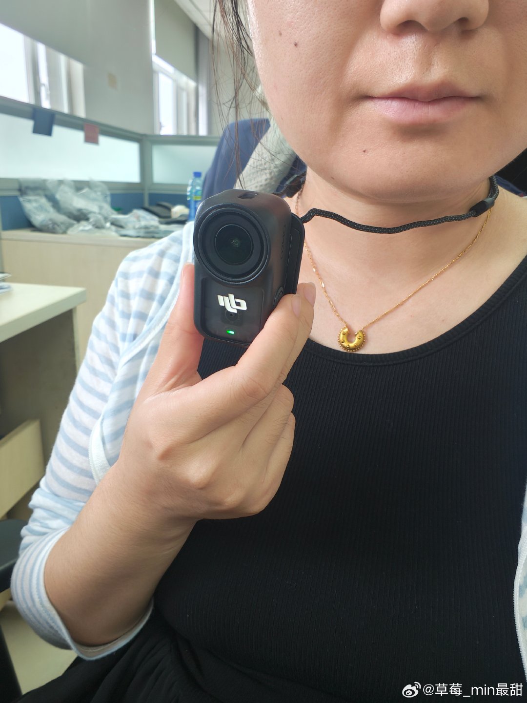 谢谢阿鑫  这突如其来的生日礼物
入手的第一部大疆产品   以后我也要拍vlog啦！！！ ​