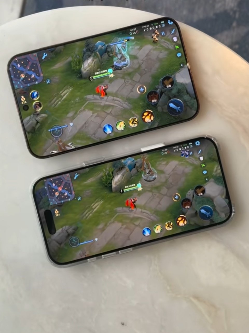 小米18系列9月发布，标准版要到12月才上市。

苹果iPhone 18系列同样，9月Pro系列登场，标准版推迟到明年3月，至少隔半年。
 
芯片、存储集体涨价，高端机型先行，标准版延后，厂商也不容易啊。 ​