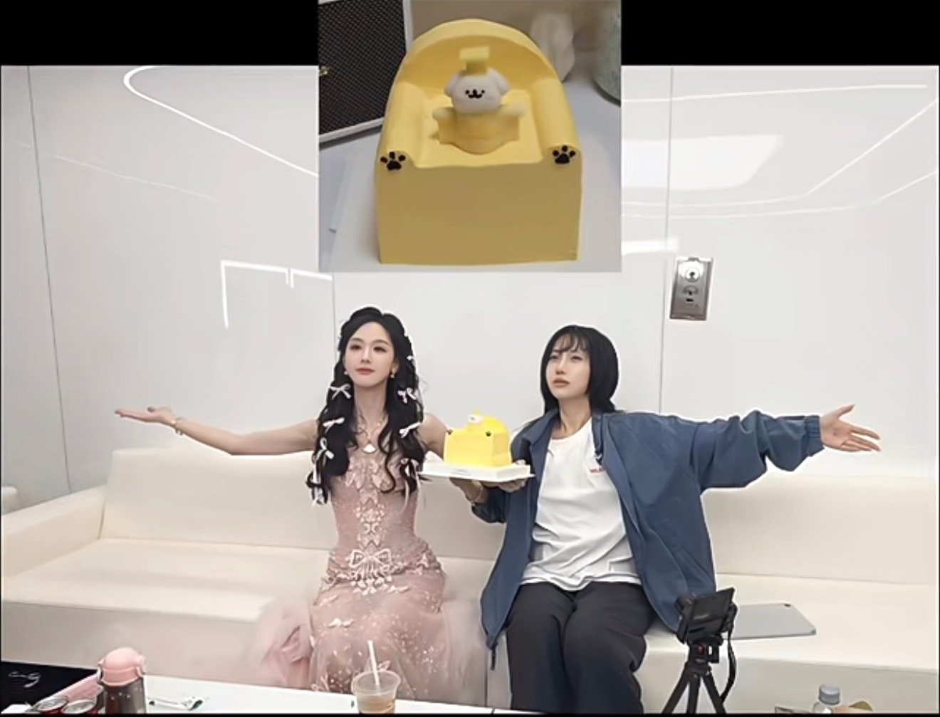 #陈都灵[超话]# 
是的，陈都灵是皇帝👸 ​