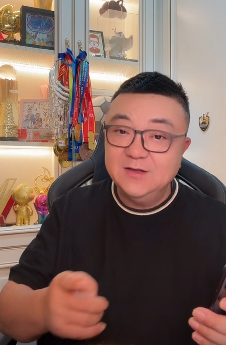 董路，提前透露重大“利好”消息——中国足球小将2014梯队，荣获2026年度大奖