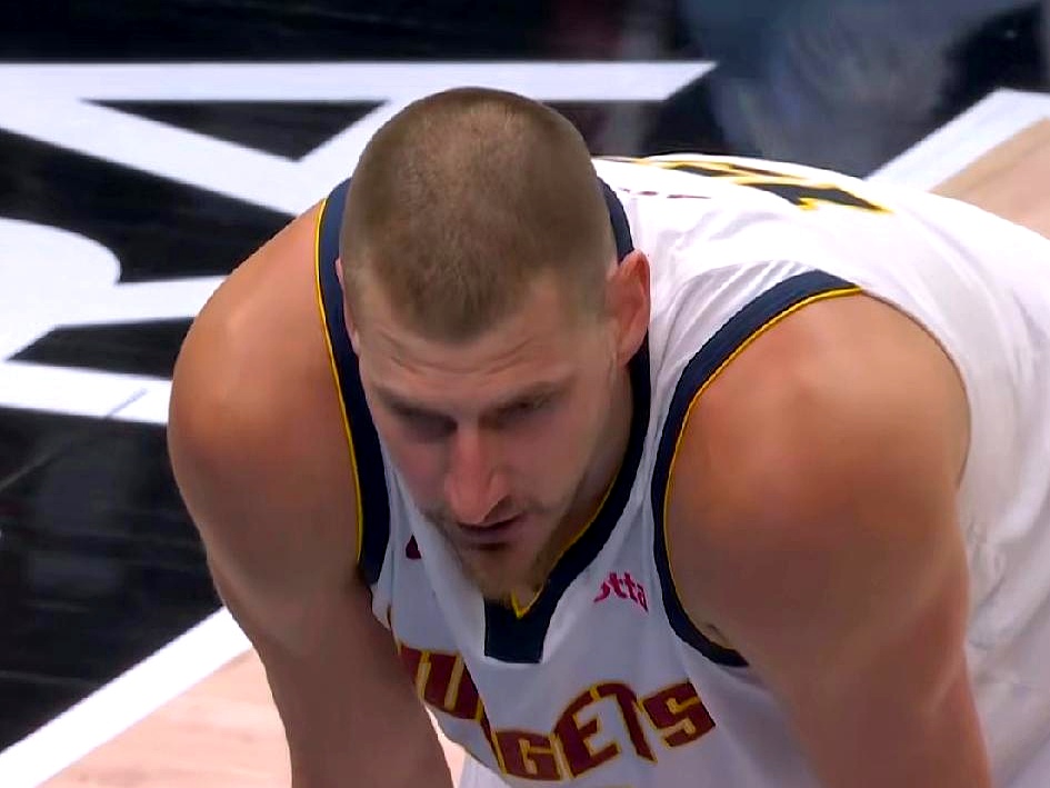 1比3落后，掘金队真的没戏了？    西部第三的掘金，被第六的森林狼逼...