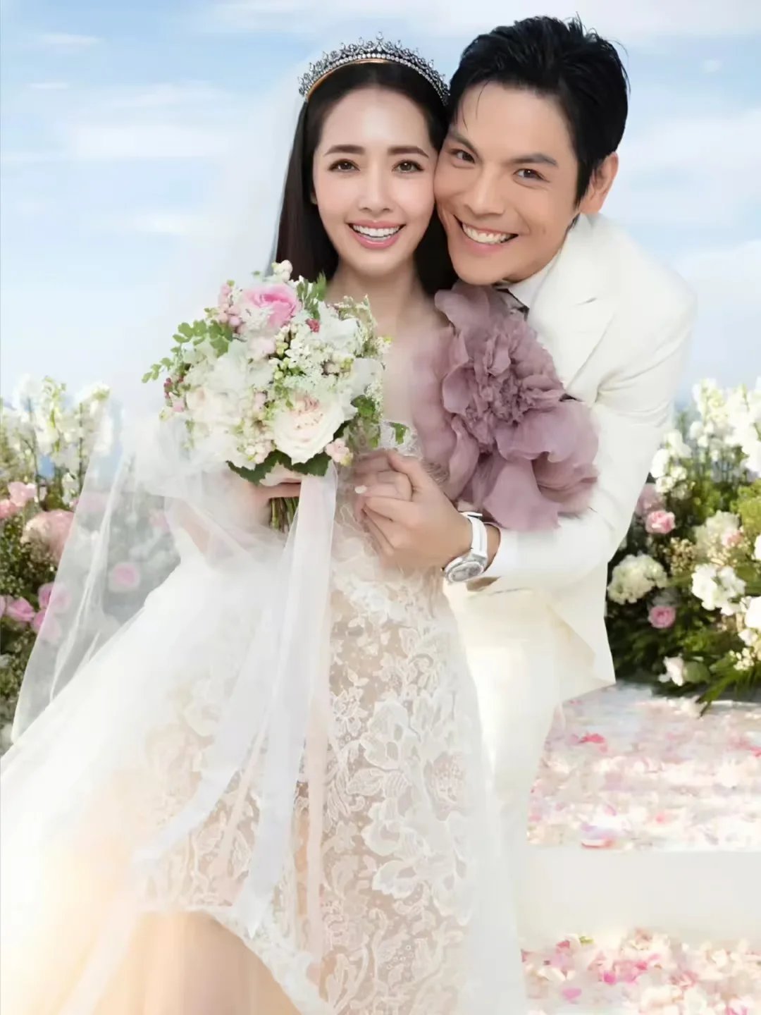 终于知道郭碧婷为啥嫁给向佐了...