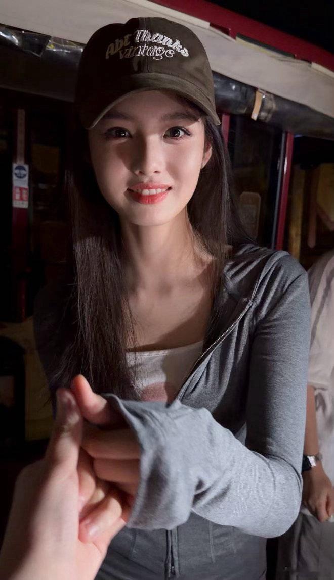 #艾米[超话]#  永远不辜负真心🥺🥺​