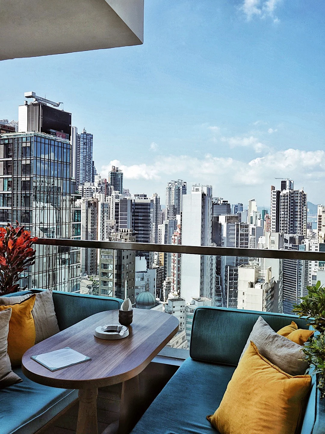 香港探店｜绝美露台城景不输米其林的日法菜