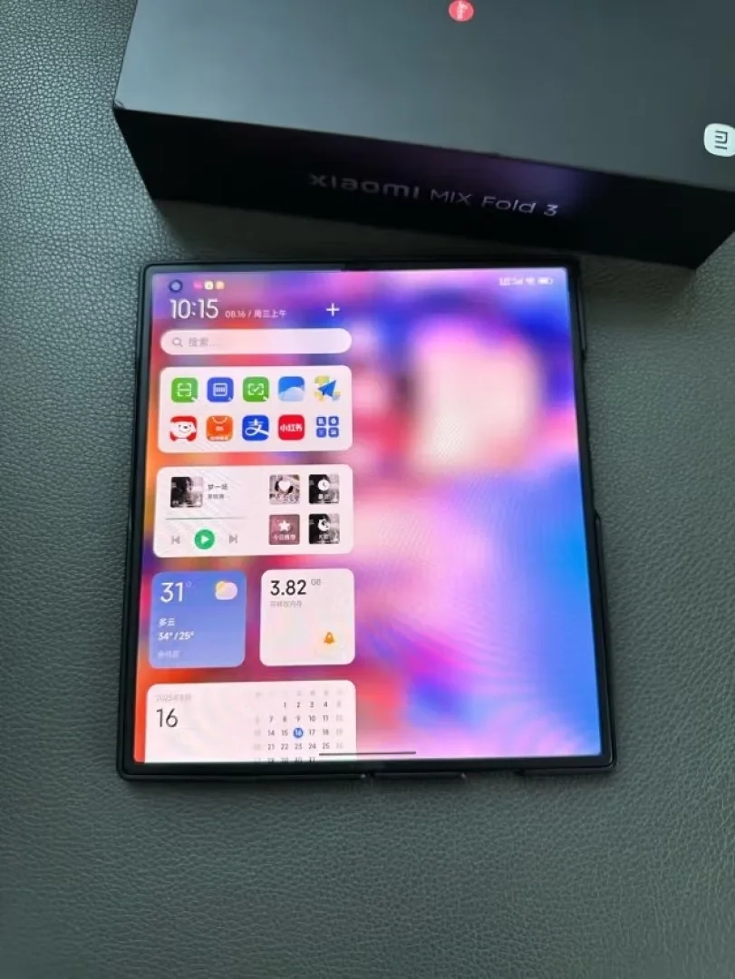 小米MIX Fold 3第一波评论挺不错的，冲？