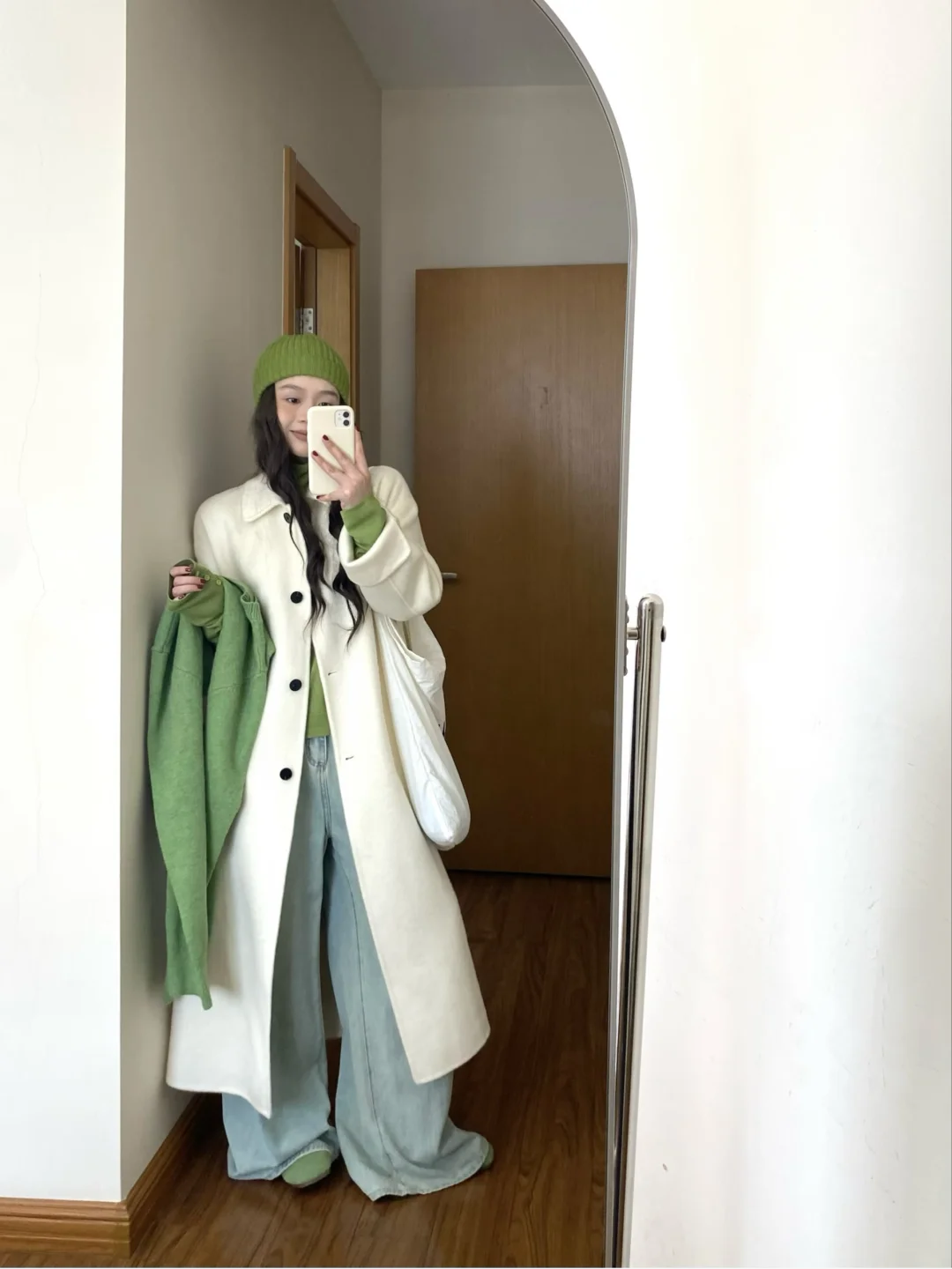 秋冬白色大衣