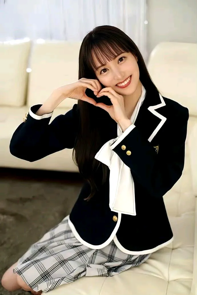 比心❤️美女，甜妹