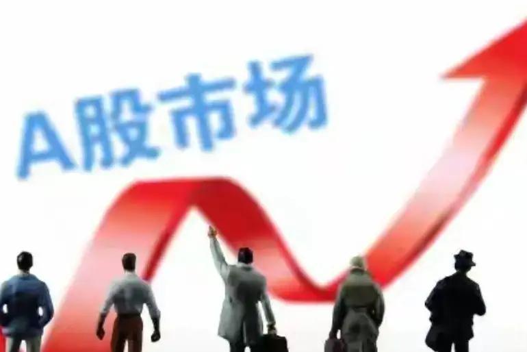 1月18日，A股市场出现鲜明对比：大盘宽基资金大举撤离，而AI芯片方向...