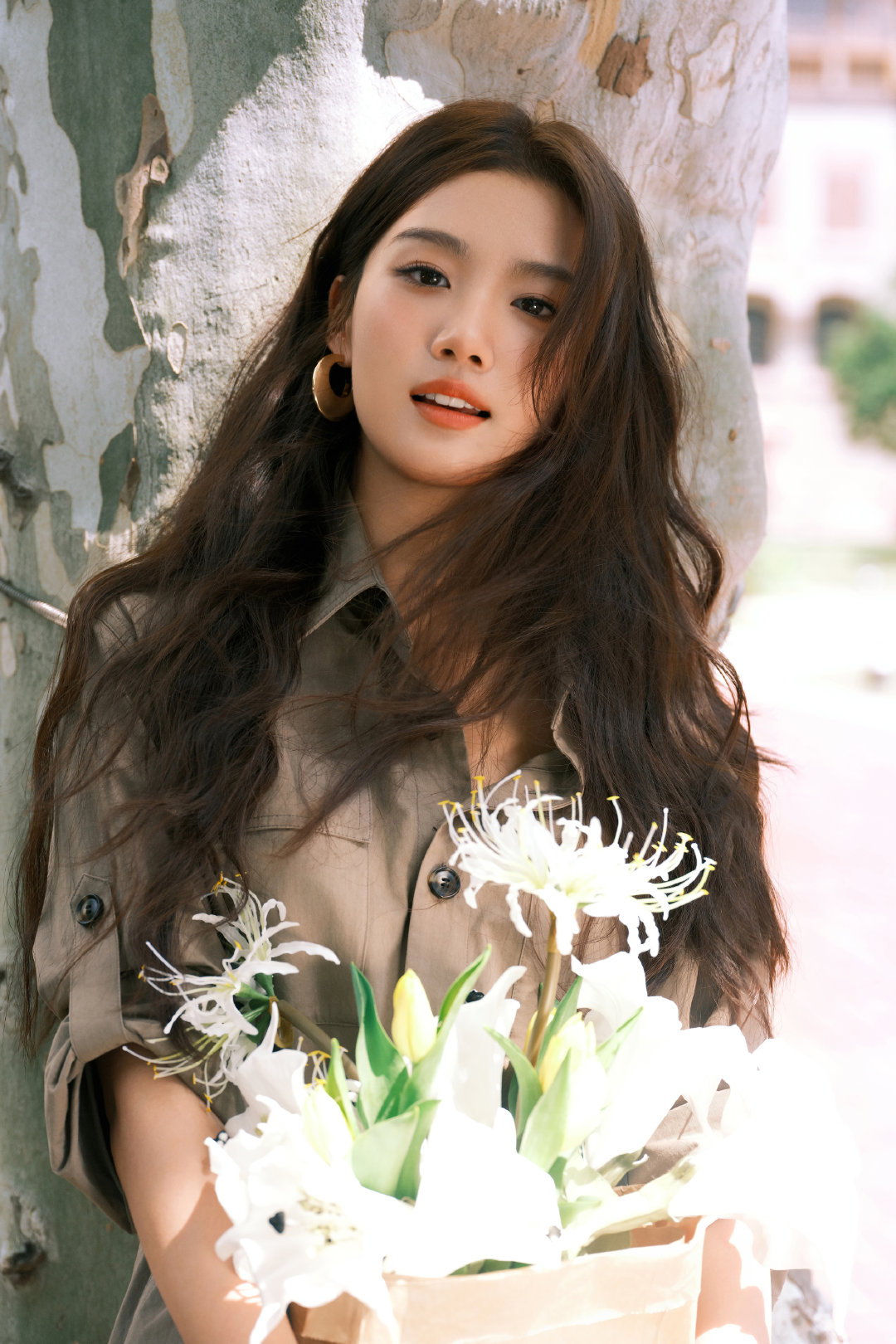 667  完全是风衣女神来着
#卢昱晓# ​