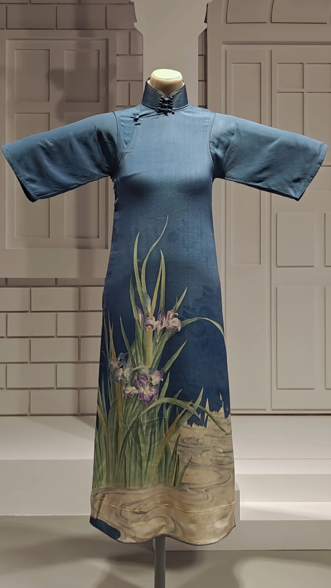 春节看展｜藏在旗袍里的上海（上）