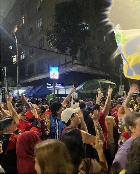 《卢拉以51.79%得票率击败弗拉维奥，开启第四个总统任期，巴西政治左右之争仍未平息》 ​