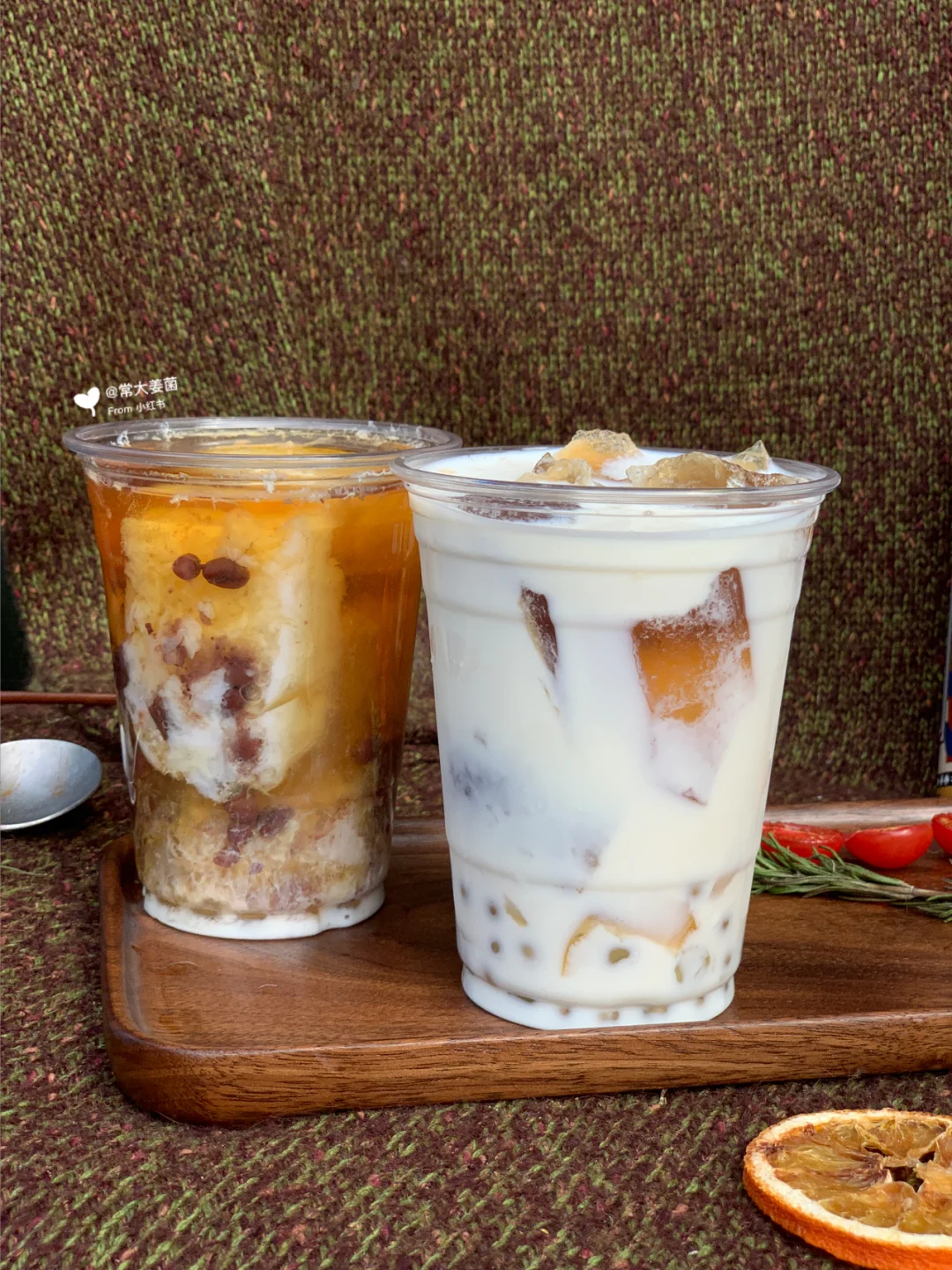 工作日，急需一杯椰奶梅子冻来回血！🥥