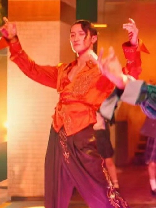 这什么东西，阿凡提，阿布扎比，阿拉丁神灯，阿里巴巴与四十大盗 ​