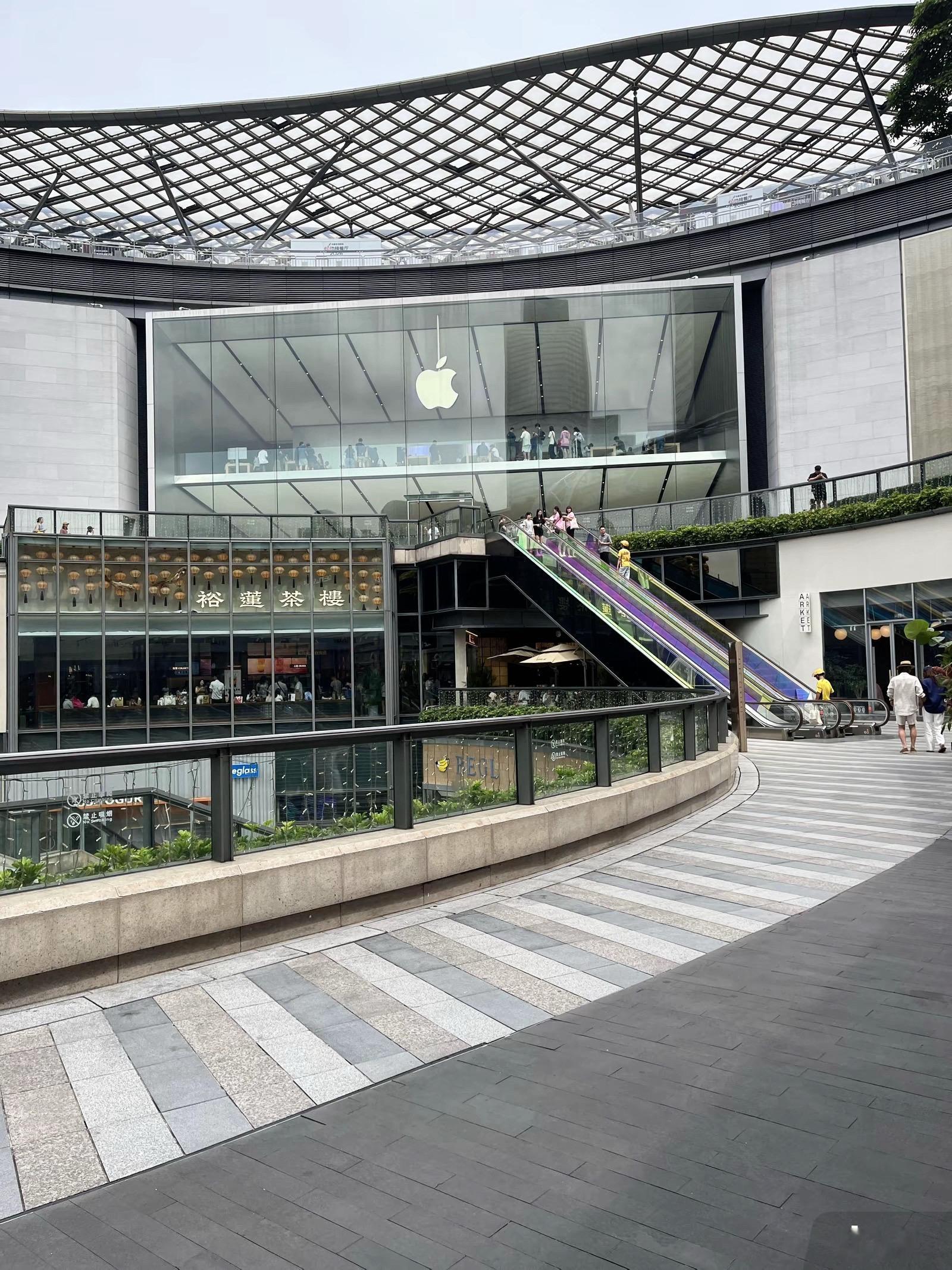 不想上班，可是iphone 18promax樱桃红真好好看