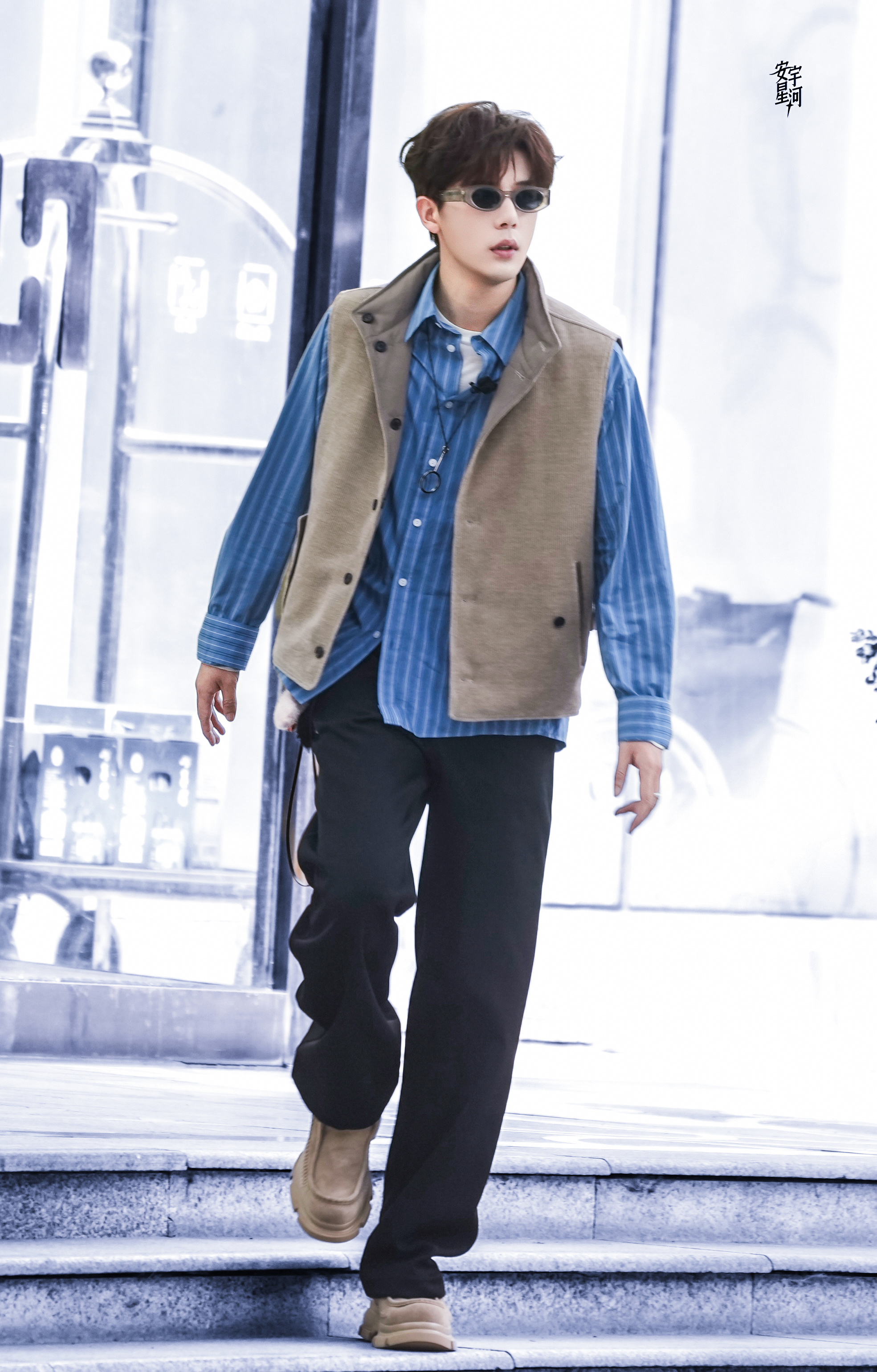 #王安宇[超话]#  

260826🤎🩵 


•#王安宇现在就出发# 
•#现在就出发4# 
•#今日星拍放送# ​