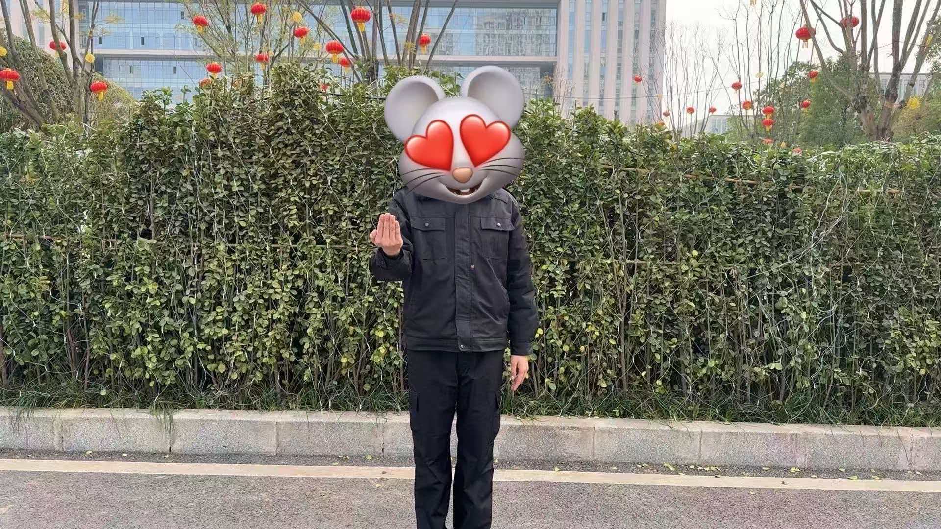 问界M9手势舞：指尖转福，科技与年俗共舞新春  2026马年春晚，一曲...