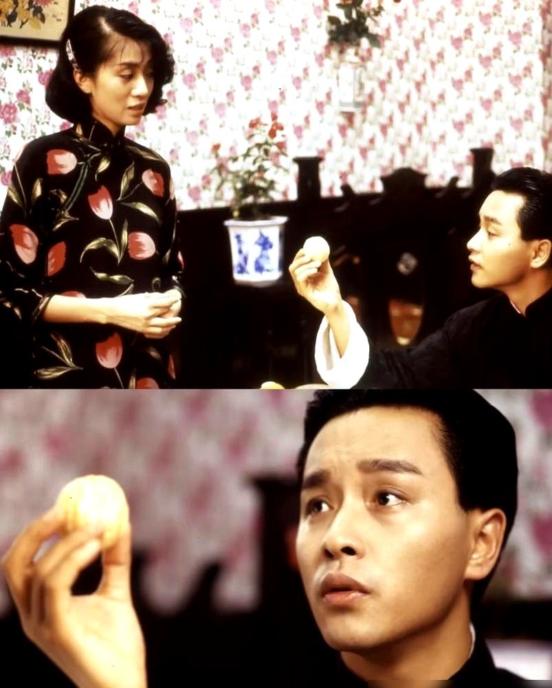 封神的《芳华绝代》，压根没排练过。

2002年红馆那晚，张国荣忍着胃痛和抑郁症登台，上台前俩人就试了试麦。贴身舞、同步转头、背对背踏步，全是即兴。梅艳芳当着全场说“这是我唯一的好朋友”，张国荣直接笑着拆台：“你朋友好多啊”，梅艳芳改口“像自家人一样”，他才接话：“自家人当然是啦”。

那晚梅艳芳安