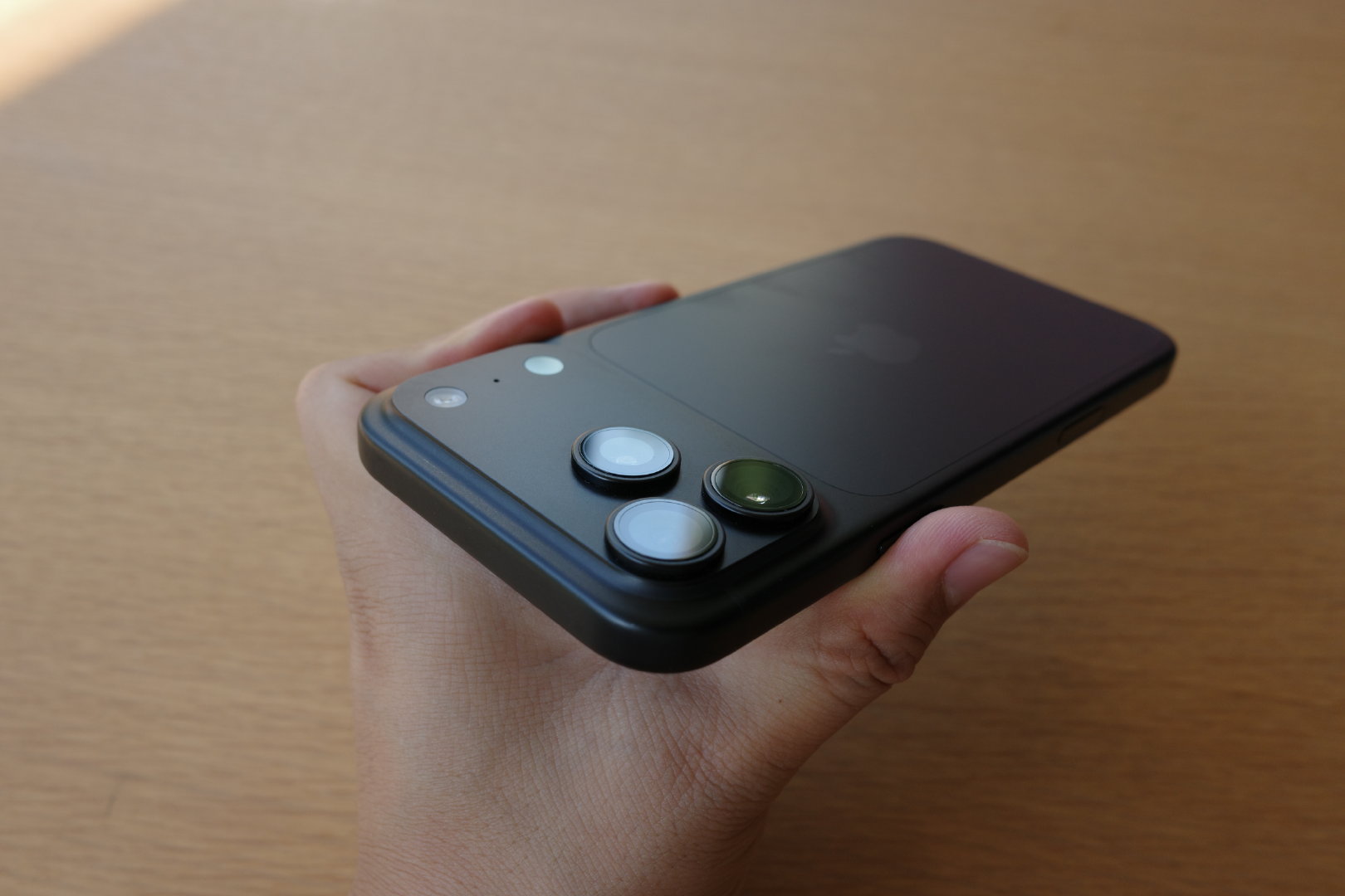 iPhone18ProMax 黑色 ​